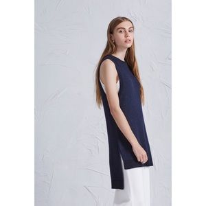 NWT THE FIFTH LABEL BLUE/BLACK MOUNTAIN KNIT TOP